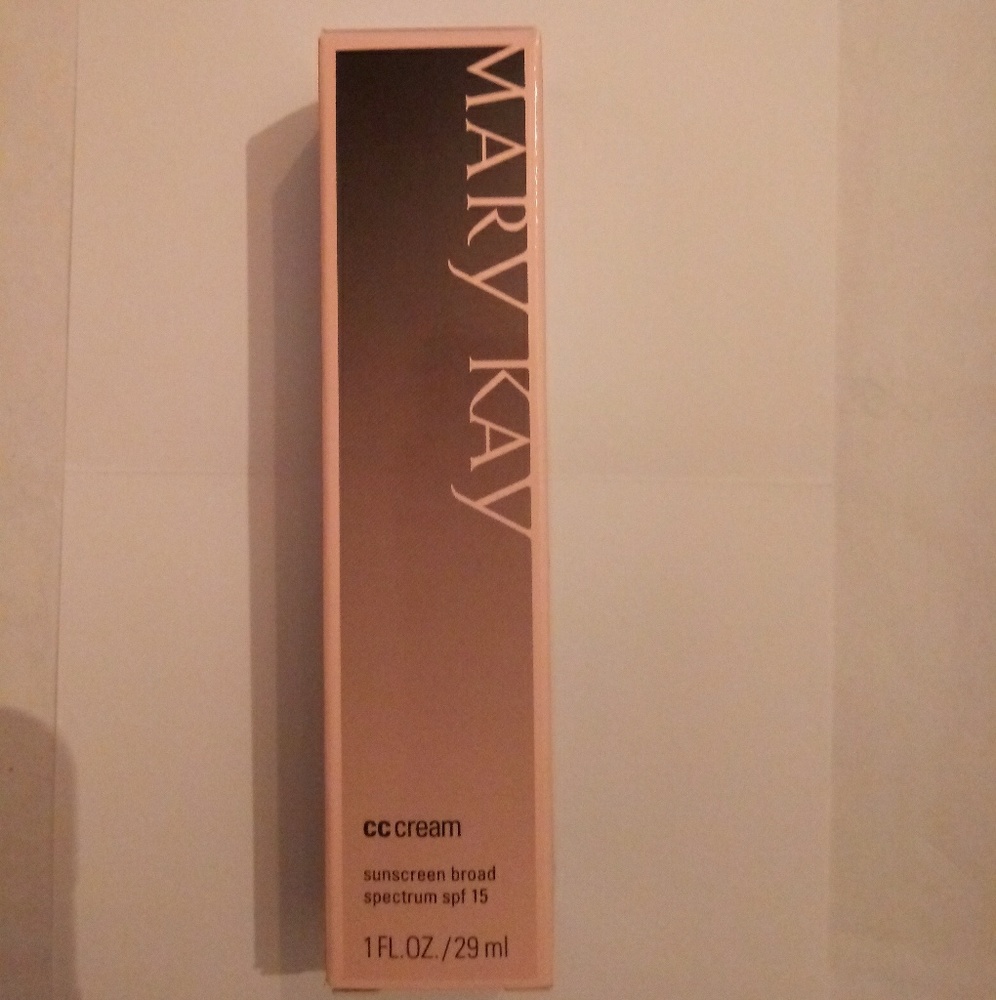 Mary Kay CC Cream Exp 02/20 Very Deep